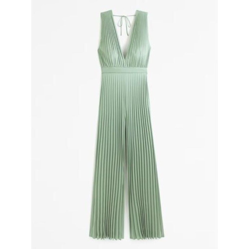 Abercrombie Giselle Pleated Satin Jumpsuit Women's Sage Green XXS Petite
